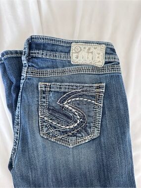 Silver Twisted Capri Jeans